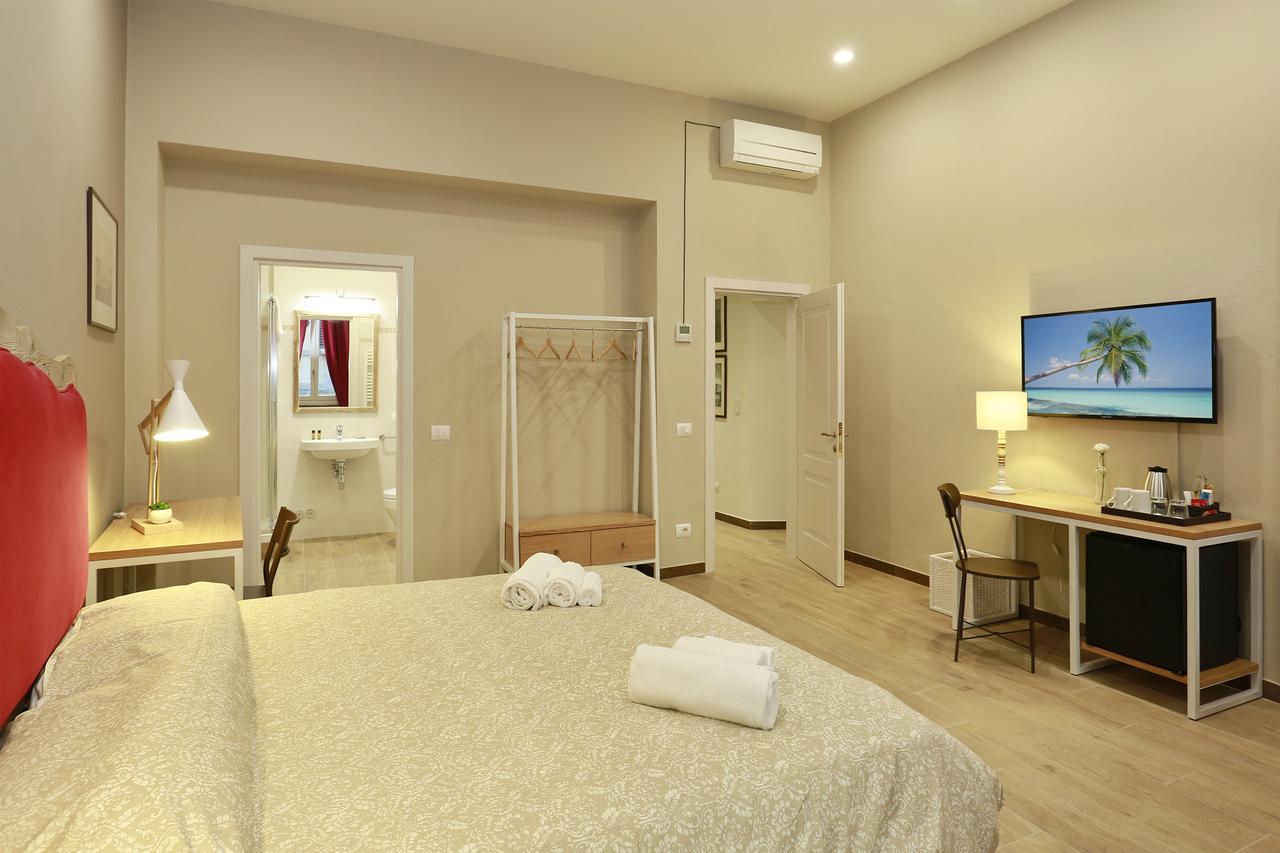 フィレンツェ Tornabuoni Boutique Bed & Breakfast エクステリア 写真